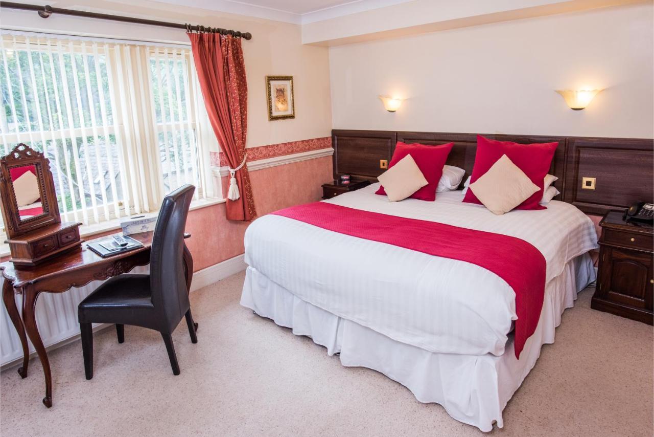 The Old Bell Inn Oldham Extérieur photo